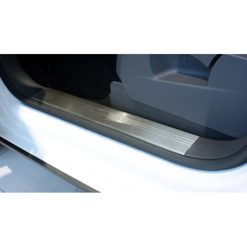 NAKŁADKI NA NAKŁADKI NA PROGI WEWNĘTRZNE  Toyota RAV4 IV SUV 5 2013-2015 - Mat