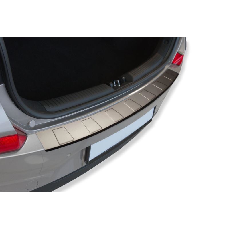 NAKŁADKI NA ZDERZAK TRAPEZ BMW seria 2 F45 Activ Tourer M Pakiet Kombi 5 2014- - Titan
